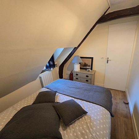 Le Studio Du Gouverneur Honfleur Bagian luar foto