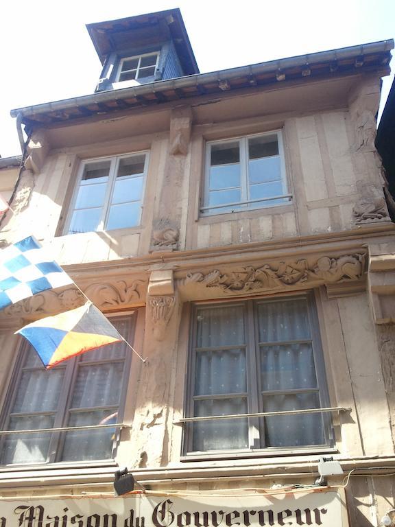 Le Studio Du Gouverneur Honfleur Ruang foto